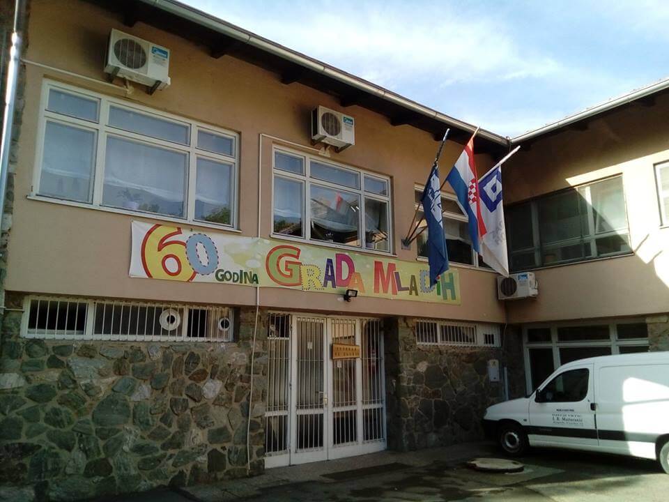 Grad mladih (3DHk + J3Dk) - slika 1