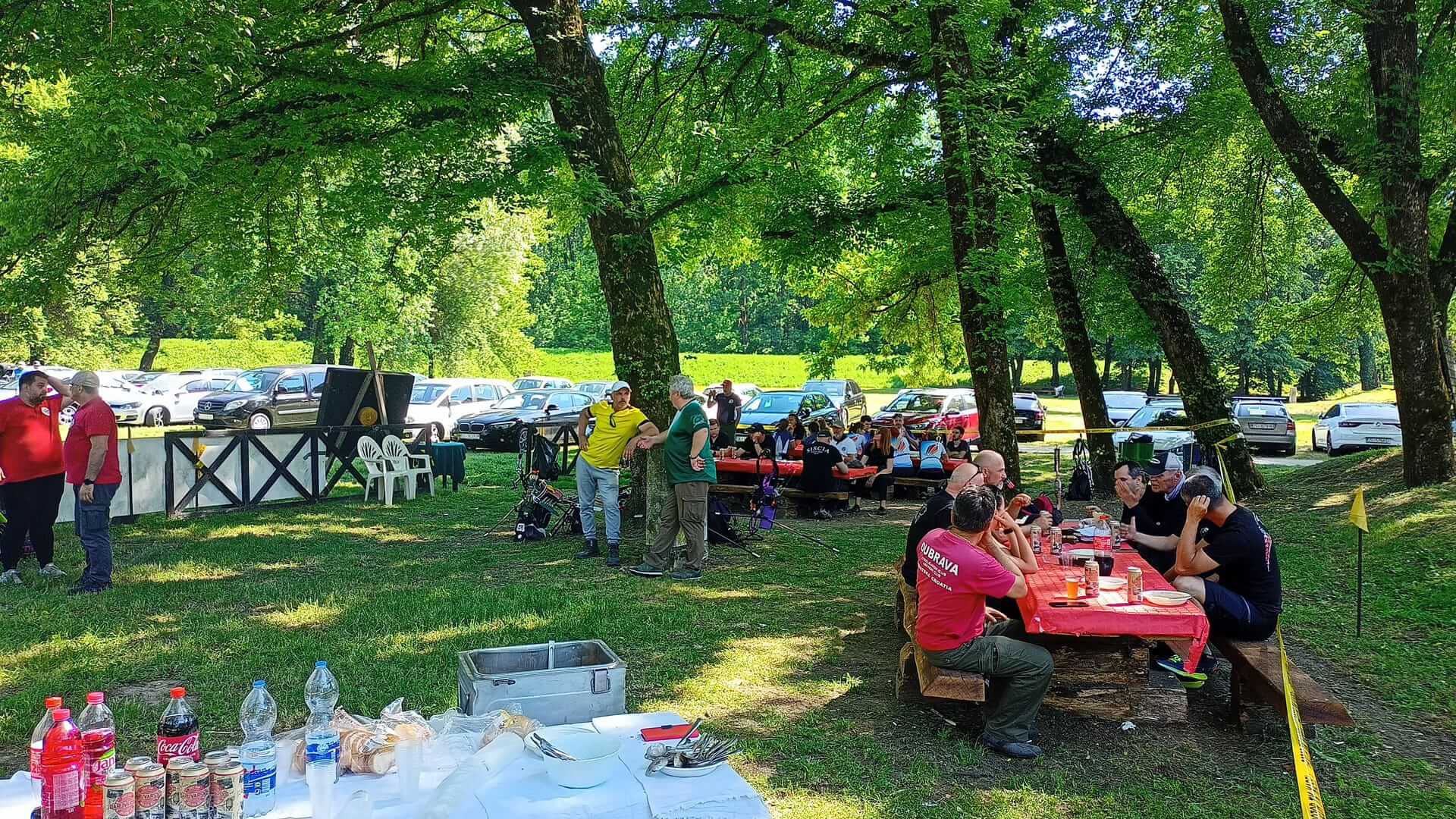 FIELD 12+12 - slika 3